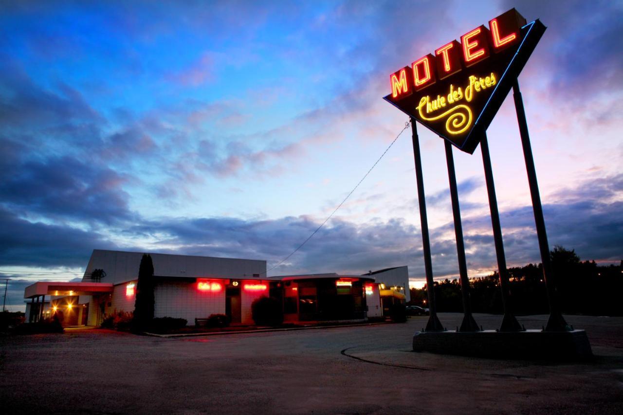 Motel Chute Des Peres Dolbeau-Mistassini Экстерьер фото